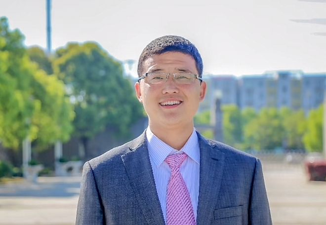 阜阳五中41岁老师袁宁去世！200多名学生自发送别知情人曝原因(图3)